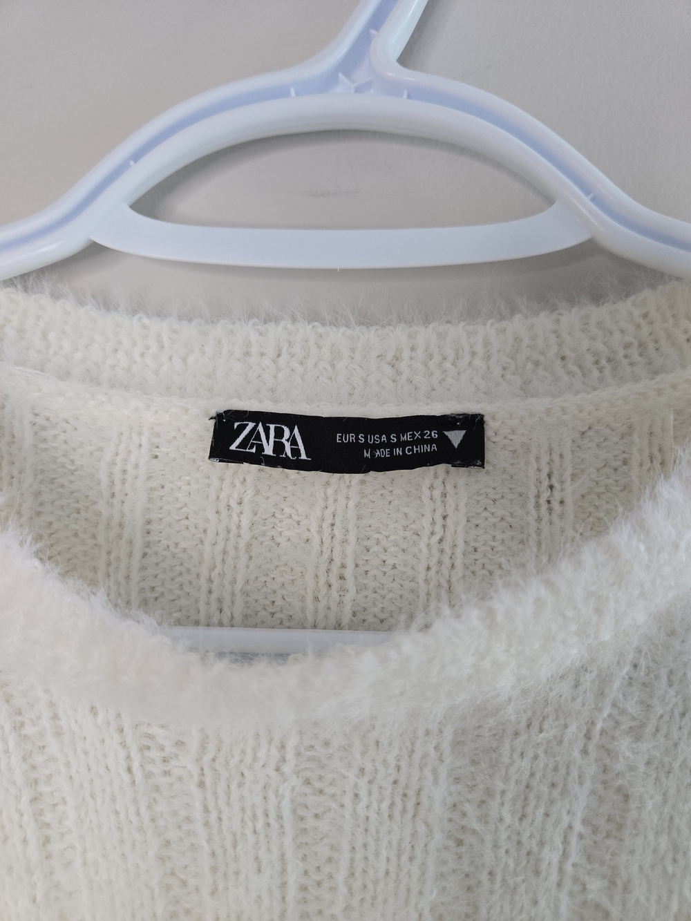 Zara cream ribbed short sleeve fuzzy knit tee, small, new no tags - Picture 4 of 4